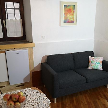 Appartamento Apartmaji Mavita Pirano Esterno foto